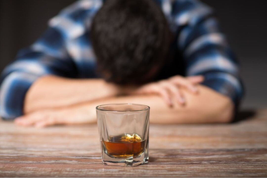 a somnolencia pode ser consecuencia dunha retirada brusca do alcol