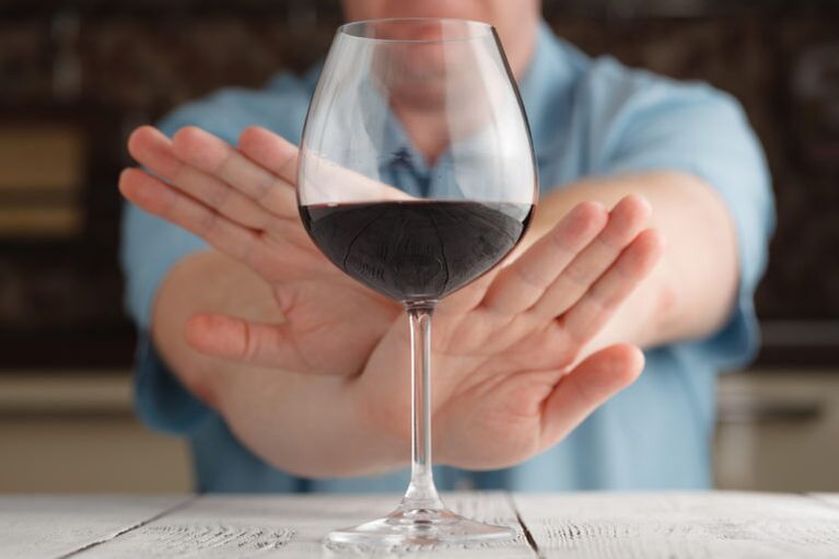 copa de viño e consumo de alcol